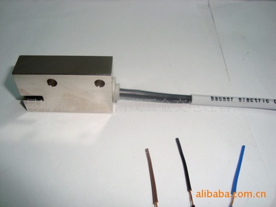 Baumer FEG12.24.15傳感器現(xiàn)貨特惠，詳解接近開關(guān)技術(shù)參數(shù)與應(yīng)用